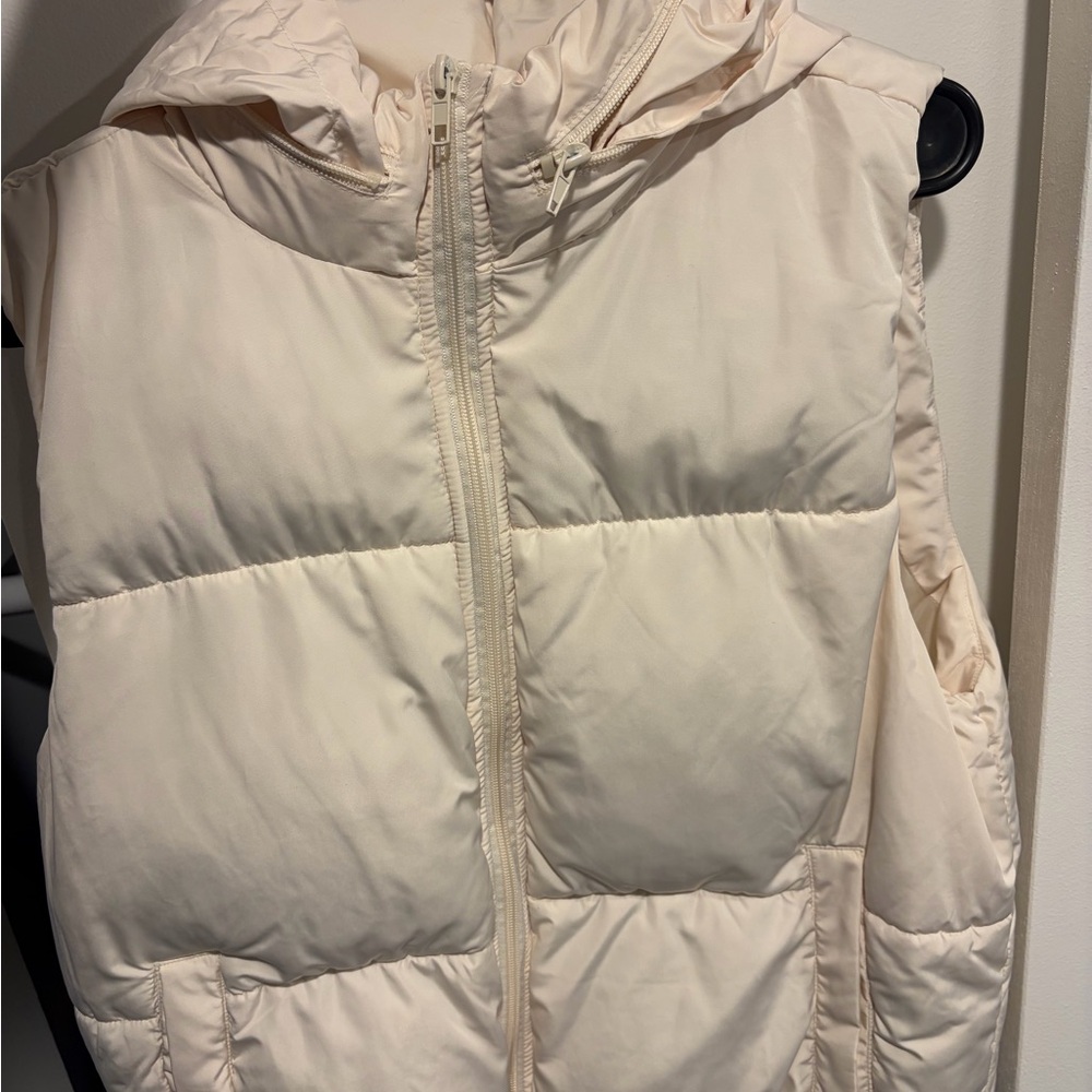 Forever 21 Off-White Puffer Vest